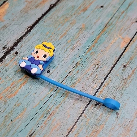 Cinderella Straw Topper - Picture 3 of 5